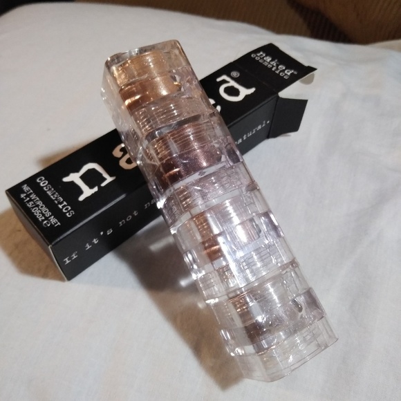 naked cosmetics Other - NAKED COSMETICS 4PC Pigment Set